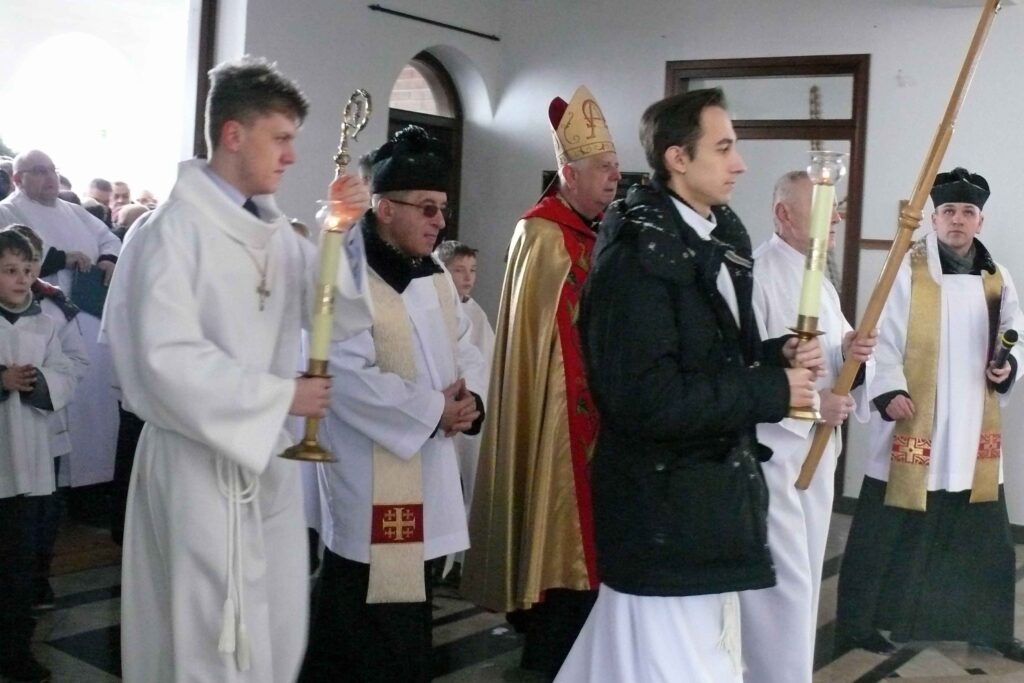 Otwarcie Bramy Miłosierdzia w parafii pw. Miłosierdzia Bożego w Kraśniku