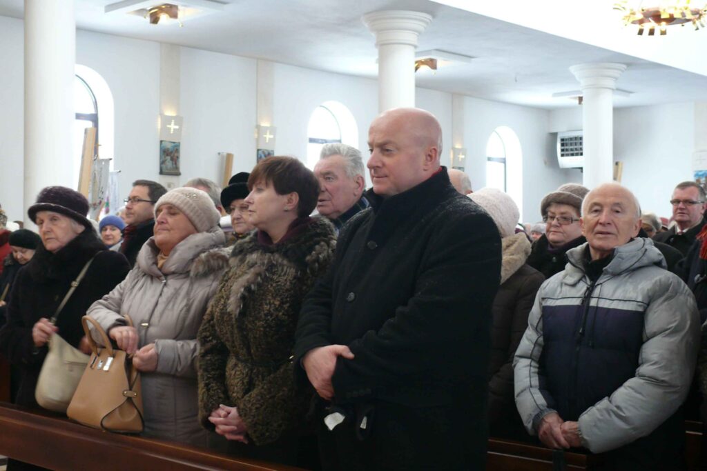 Otwarcie Bramy Miłosierdzia w parafii pw. Miłosierdzia Bożego w Kraśniku