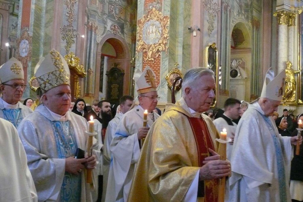 Spotkanie osób życia konsekrowanego w Archikatedrze Lubelskiej