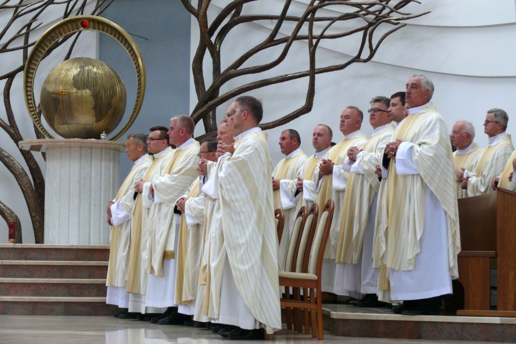 Zawierzenie archidiecezji lubelskiej Bożemu Miłosierdziu - Łagiewniki 2016