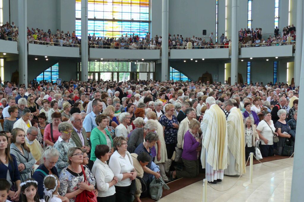 Zawierzenie archidiecezji lubelskiej Bożemu Miłosierdziu - Łagiewniki 2016