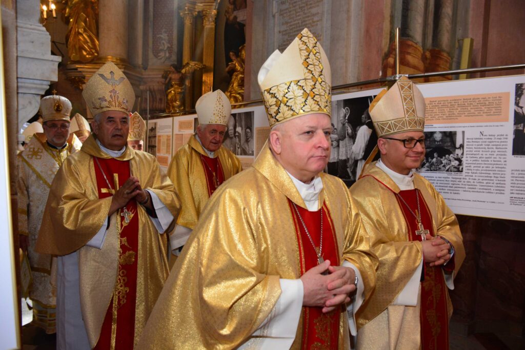 Uroczystości złotego jubileuszu biskupstwa abp. Bolesława Pylaka