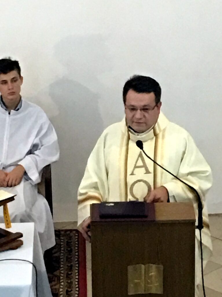 Rozpoczął się kurs dla ceremoniarzy i animatorów służby liturgicznej