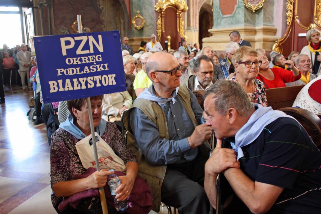 Niewidomi i słabowidzący pielgrzymi u MB Płaczącej - relacja