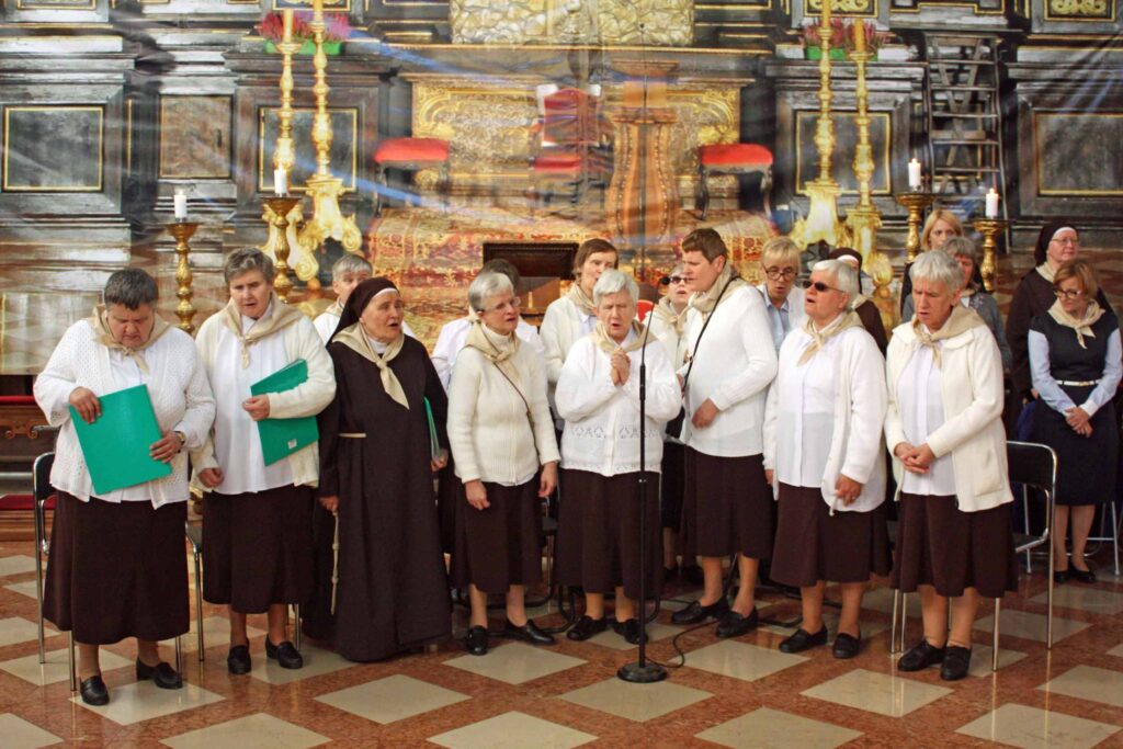 Niewidomi i słabowidzący pielgrzymi u MB Płaczącej - relacja