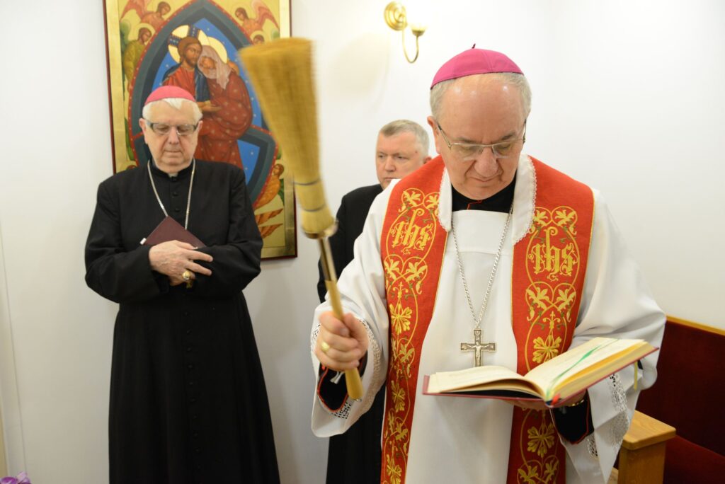 Miejsce kapłańskiej modlitwy i adoracji na plebanii Świętej Rodziny w Lublinie