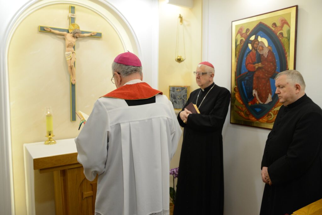 Miejsce kapłańskiej modlitwy i adoracji na plebanii Świętej Rodziny w Lublinie