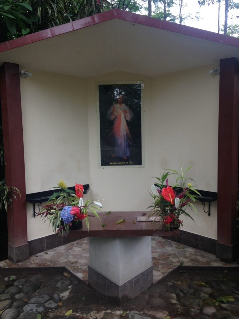 Abp Stanisław Budzik u misjonarzy w Ekwadorze