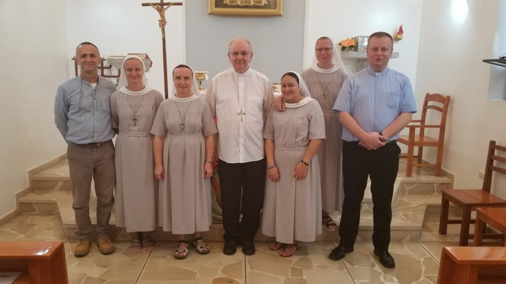 Abp Stanisław Budzik u misjonarzy w Ekwadorze
