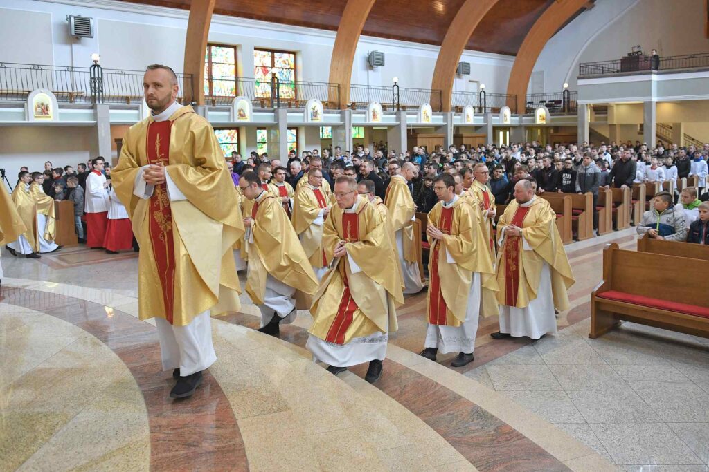 Mistrzowie Liturgicznej Służby Ołtarza w halowej piłce nożnej - Lublin 2019 [FOTO]