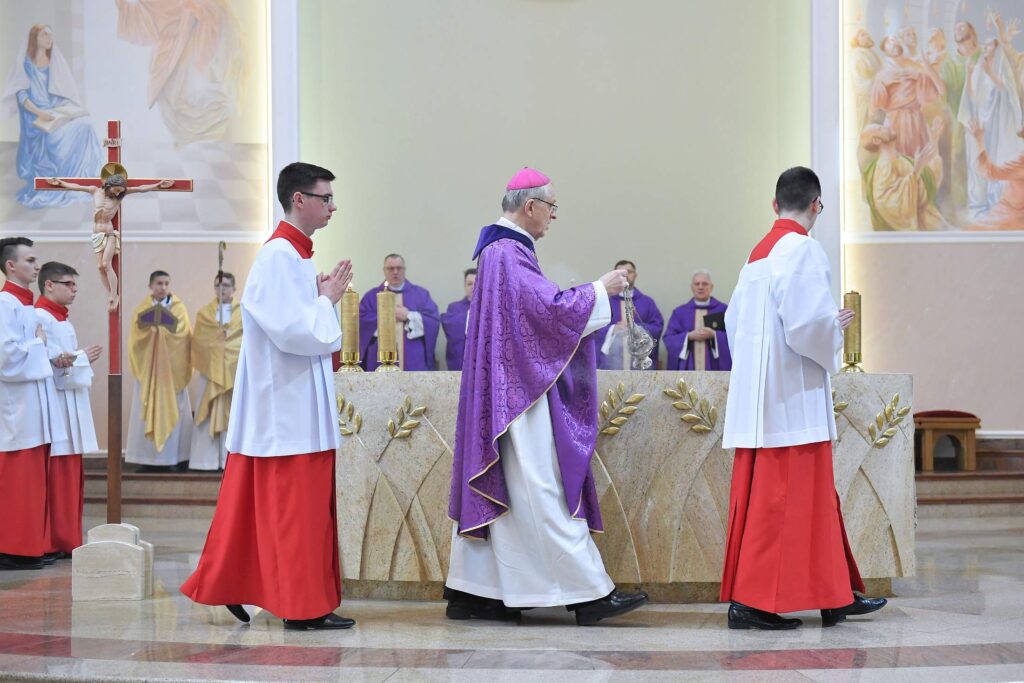 Mistrzowie Liturgicznej Służby Ołtarza w halowej piłce nożnej - Lublin 2019 [FOTO]