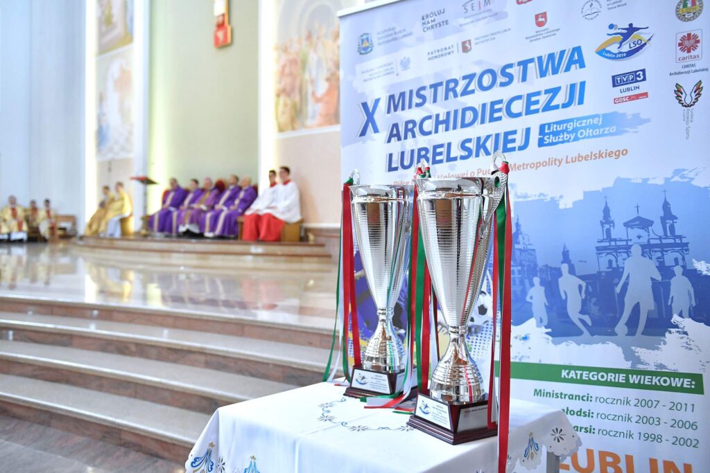 Mistrzowie Liturgicznej Służby Ołtarza w halowej piłce nożnej - Lublin 2019 [FOTO]