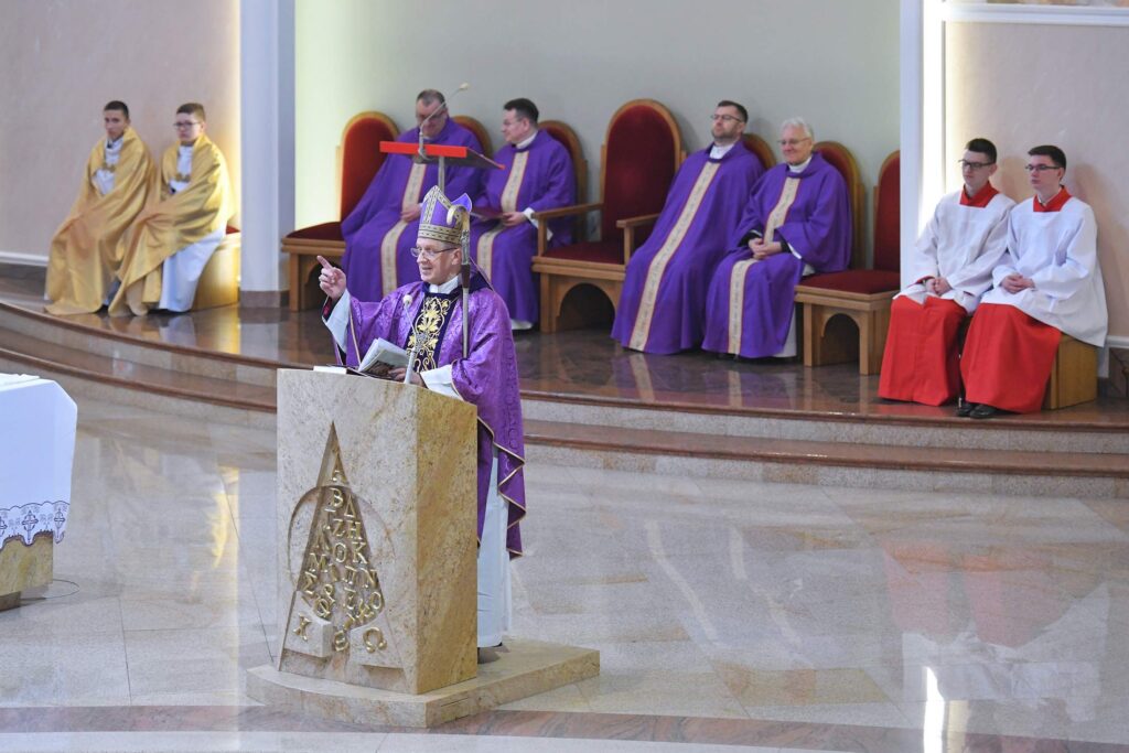 Mistrzowie Liturgicznej Służby Ołtarza w halowej piłce nożnej - Lublin 2019 [FOTO]