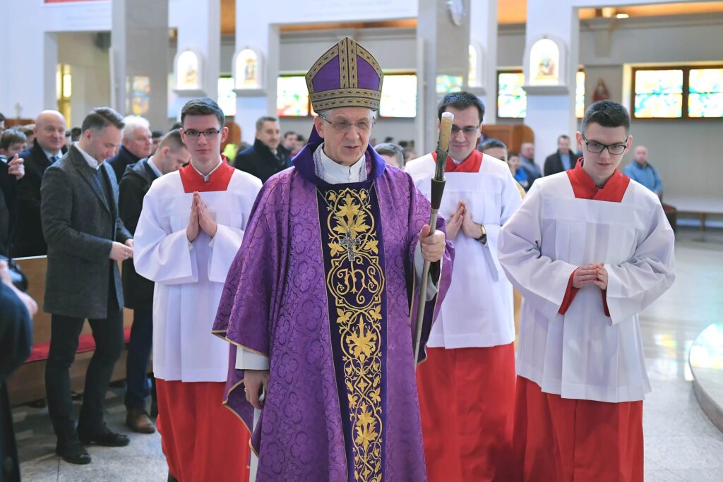 Mistrzowie Liturgicznej Służby Ołtarza w halowej piłce nożnej - Lublin 2019 [FOTO]