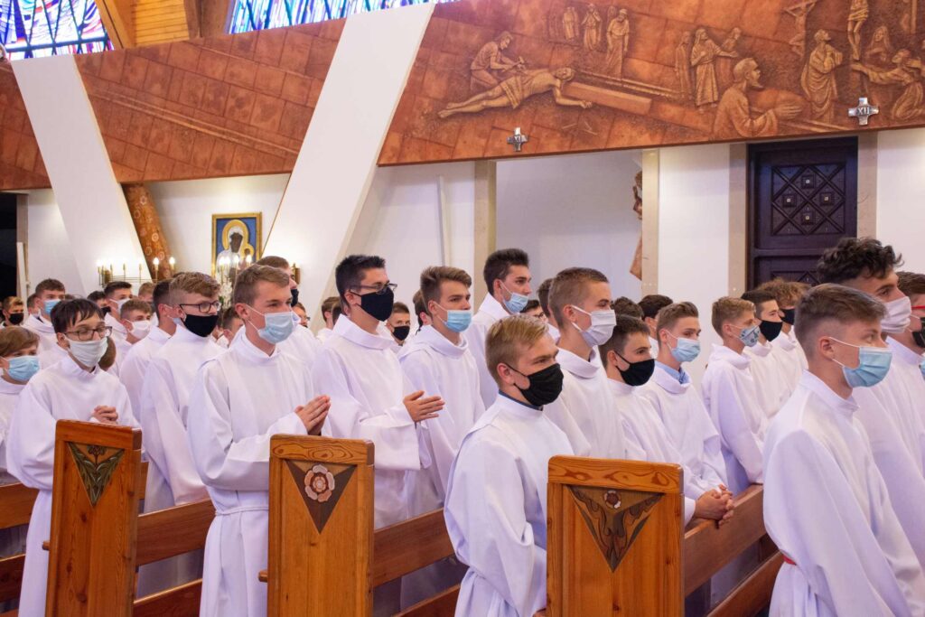 Błogosławieństwo nowych lektorów z archidiecezji u św. Józefa w Lublinie