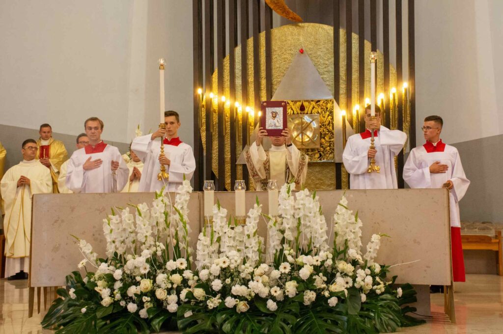 Błogosławieństwo nowych lektorów z archidiecezji u św. Józefa w Lublinie