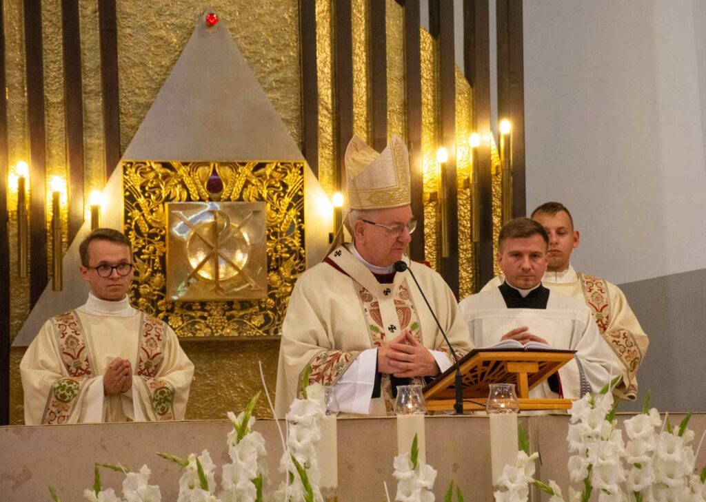 Błogosławieństwo nowych lektorów z archidiecezji u św. Józefa w Lublinie