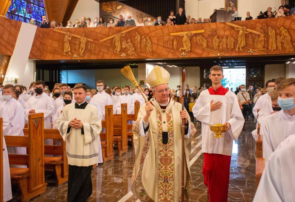 Błogosławieństwo nowych lektorów z archidiecezji u św. Józefa w Lublinie