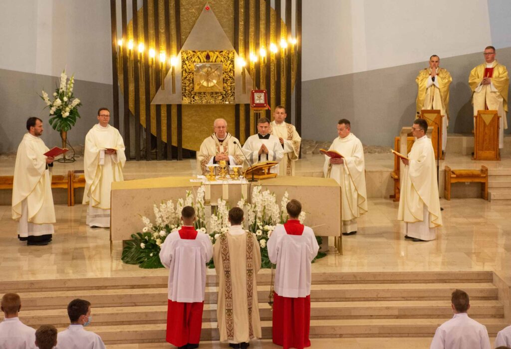 Błogosławieństwo nowych lektorów z archidiecezji u św. Józefa w Lublinie