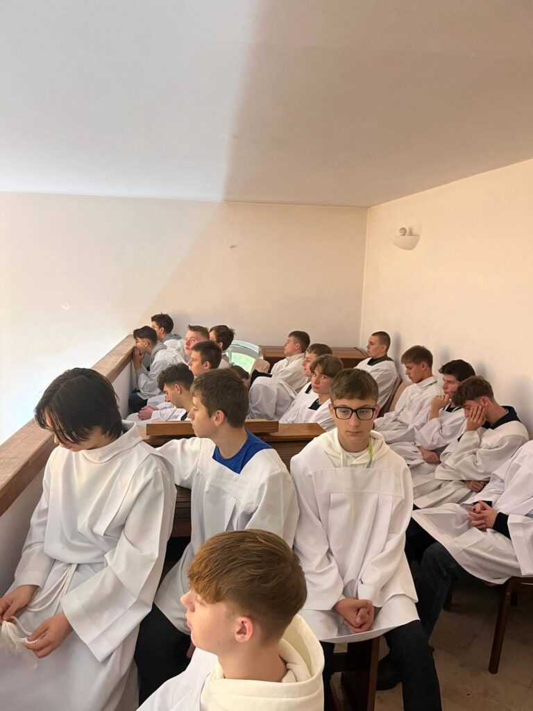 Rozpoczęła się kolejna edycja kursu ceremoniarzy parafialnych
