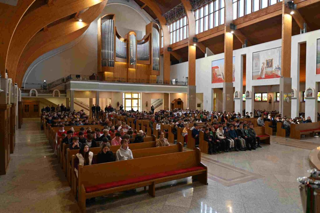 Zwycięzcy XVI Mistrzostw Archidiecezji Lubelskiej LSO w halową piłkę nożną